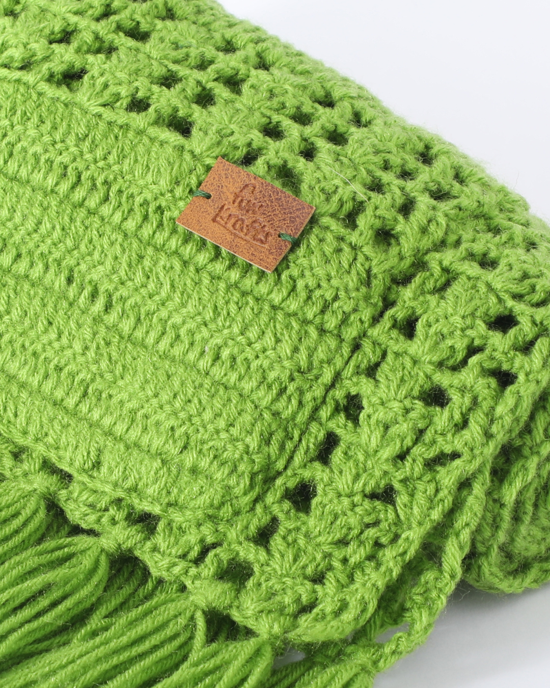 Green Handmade Woollen Hand Knitted Muffler Stole with Pockets for Girls