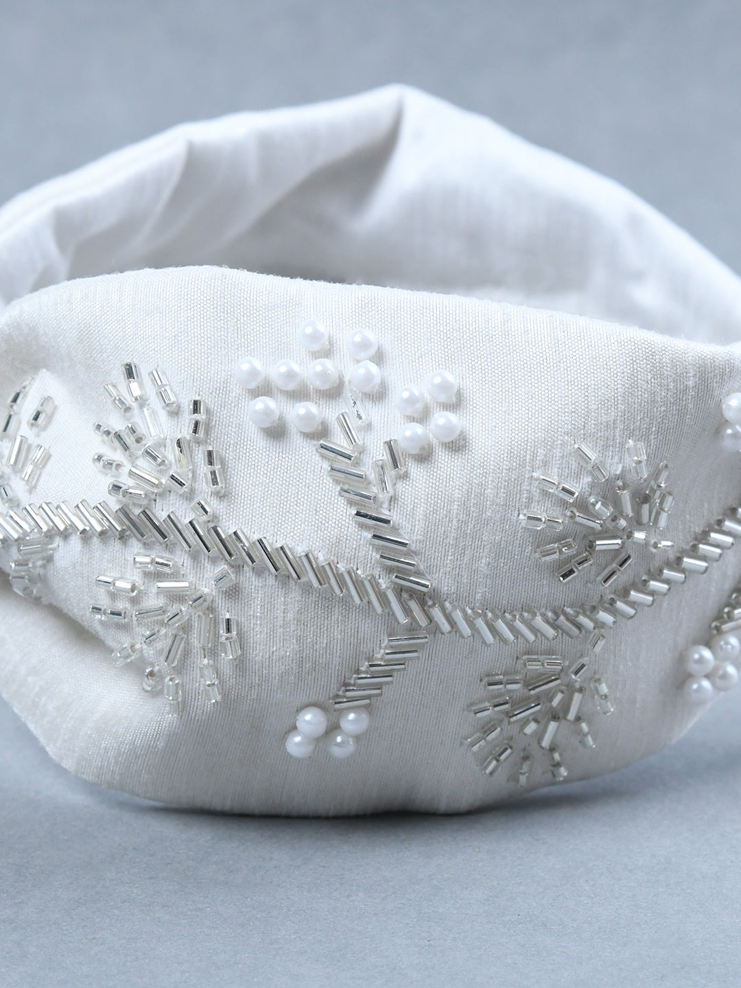 White Knotted Embellished Free Size Hair Band