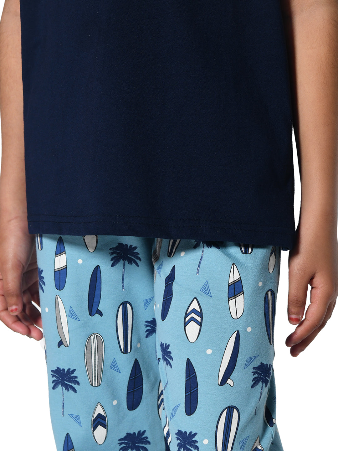 Girls Navy & Blue Skate Board Printed Night suit