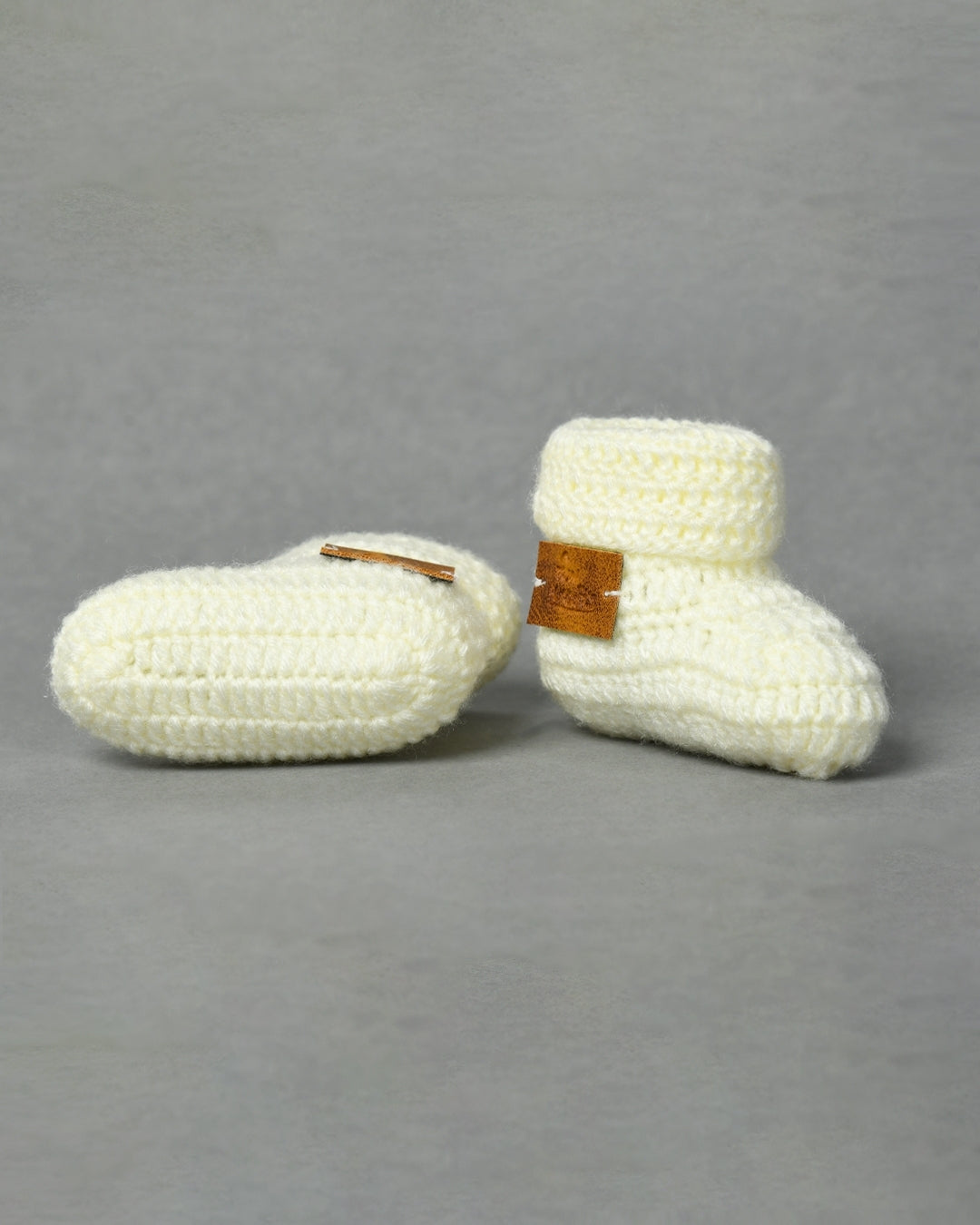 Off White Handmade Woollen Booties for Kids