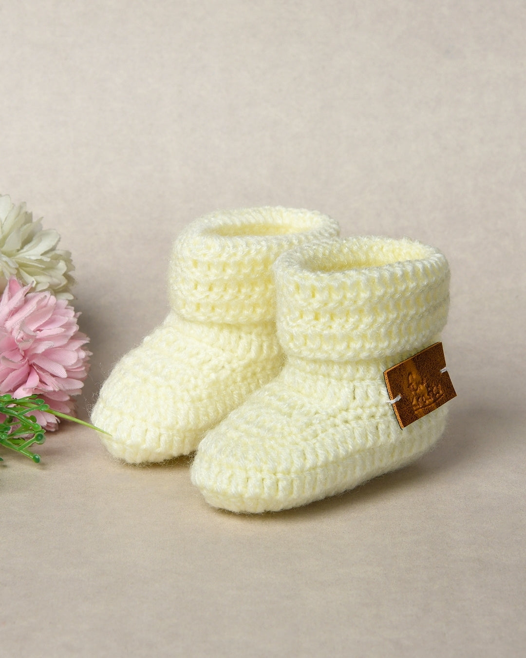 Off White Handmade Woollen Booties for Kids