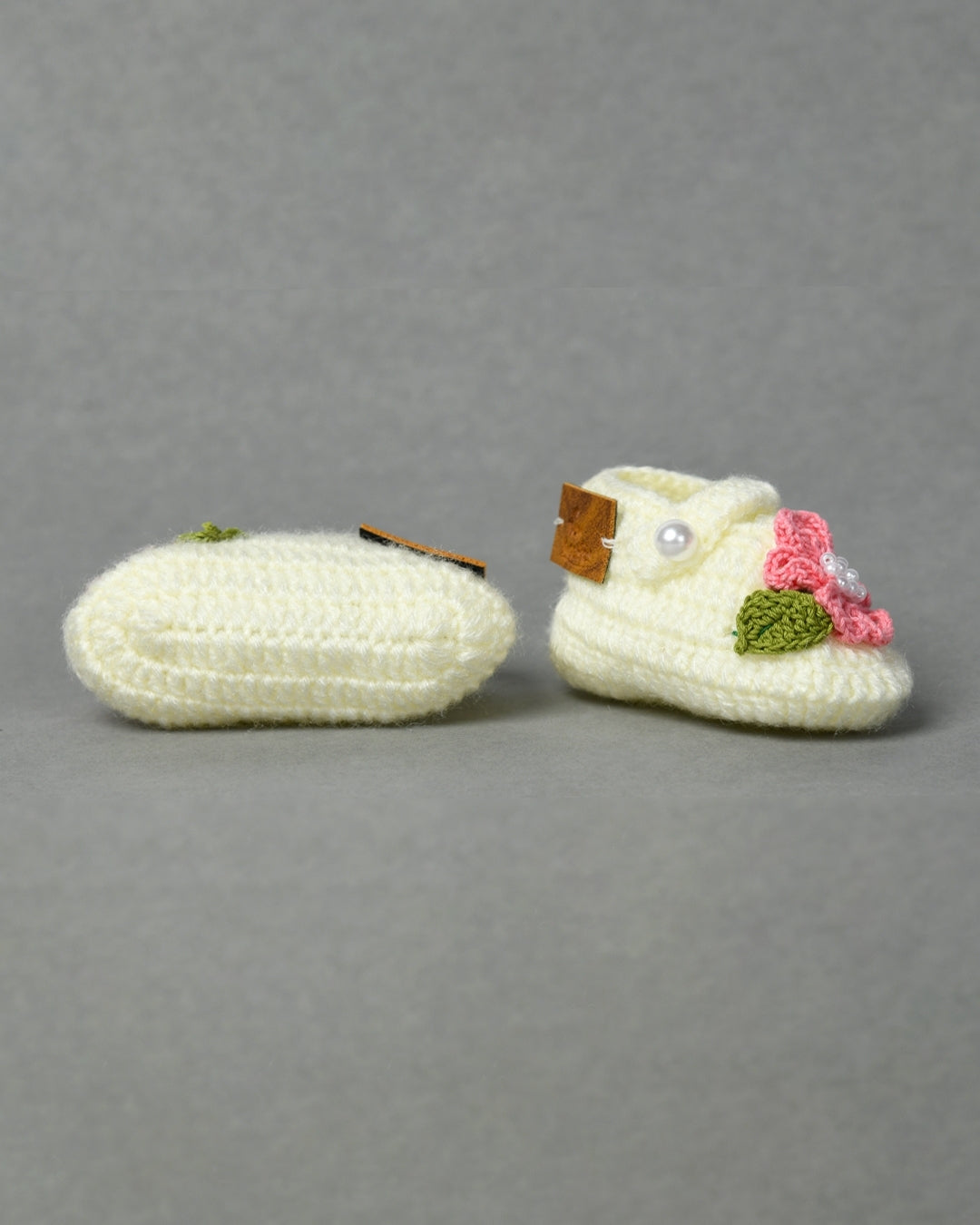 Off White Handmade Floral Woollen Baby Booties