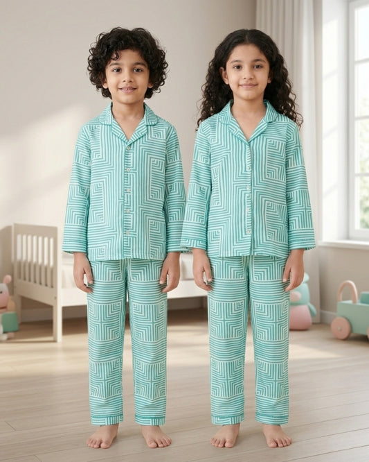 Green Premium Cotton Full Sleeves Printed Collar Style Pyjama & T-Shirt Set for Kids