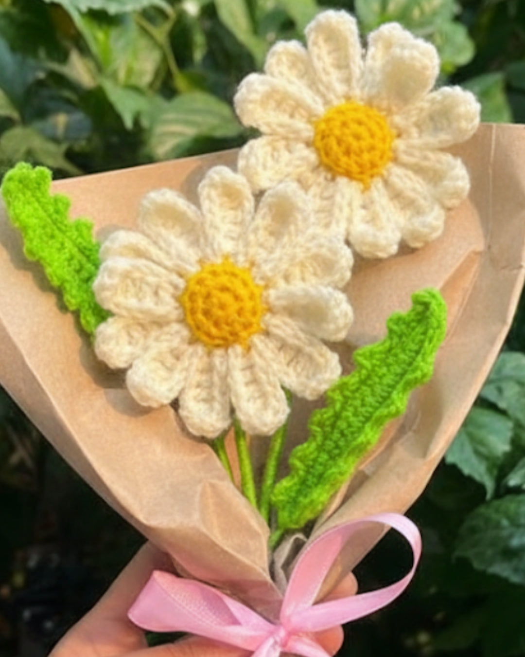 Handmade Crochet White Daisy Bouquet