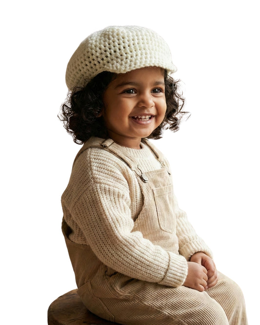 Off White Handmade Woollen Golf Cap for Boys