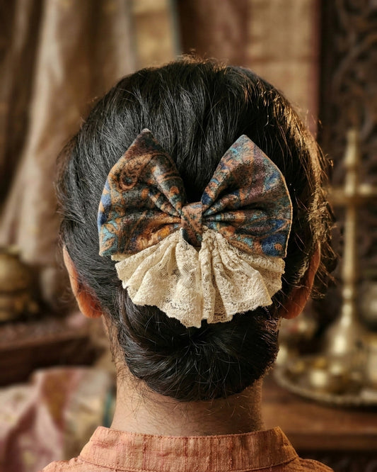 Multicolor Velvet & Lace Bow with Tail Alligator Hairclip