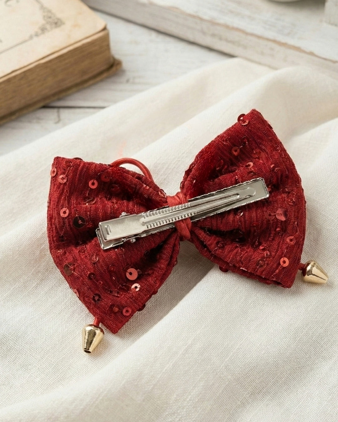 Shimmer Embellished Bow Alligator Hairclip - Red