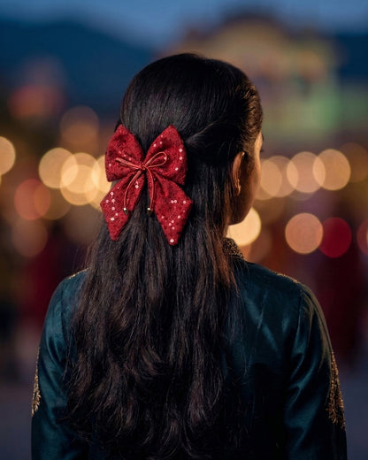 Red Shimmer Embellished Bow with Tail Alligator Hairclip