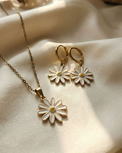 Elegant White Flower Pendant Necklace & Earrings Jewelry Set for Girls