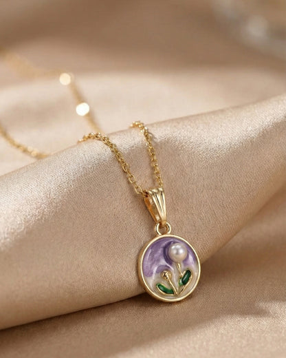 Cute Embellishment Pendant With Chain