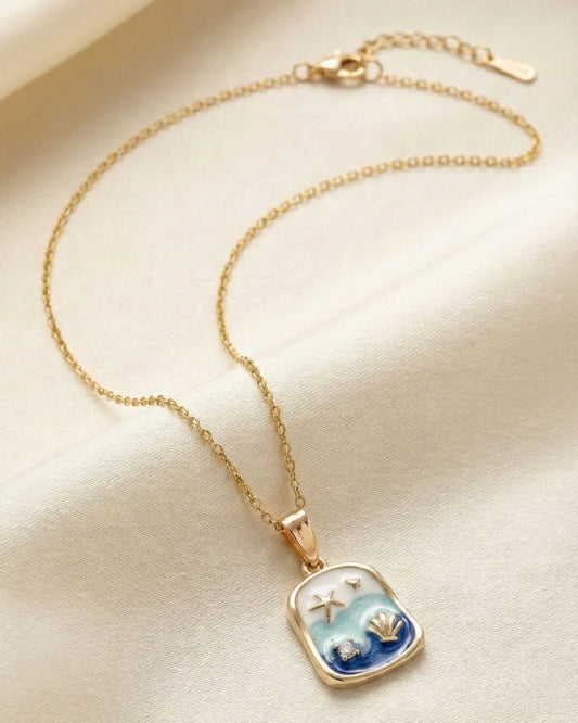 Star Embellishment Pendant With Chain