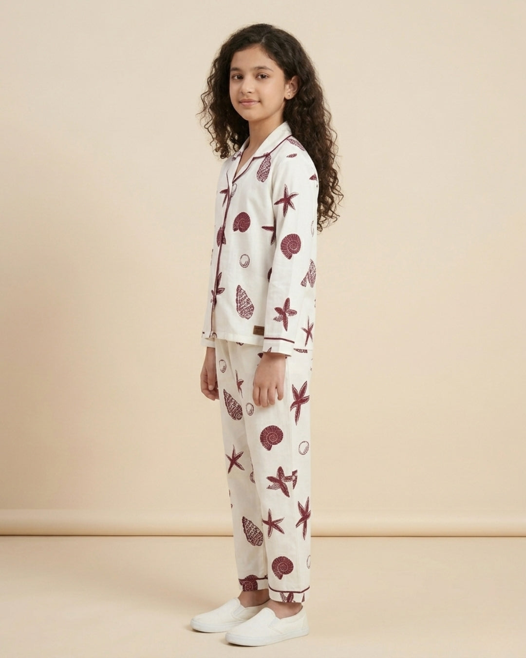Off White Pure Cotton Printed Full Sleeves Collar Night Suit for Girls