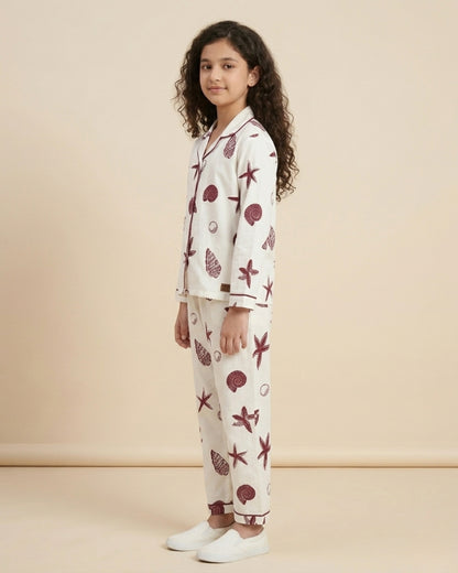 Off White Pure Cotton Printed Full Sleeves Collar Night Suit for Girls