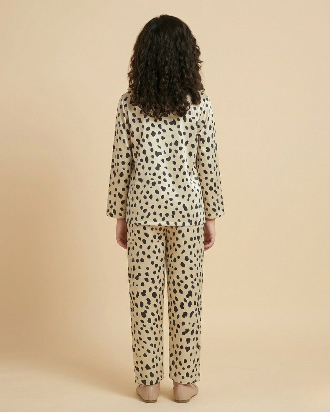 Off White Satin Printed Full Sleeves Collar Night Suit for Girls