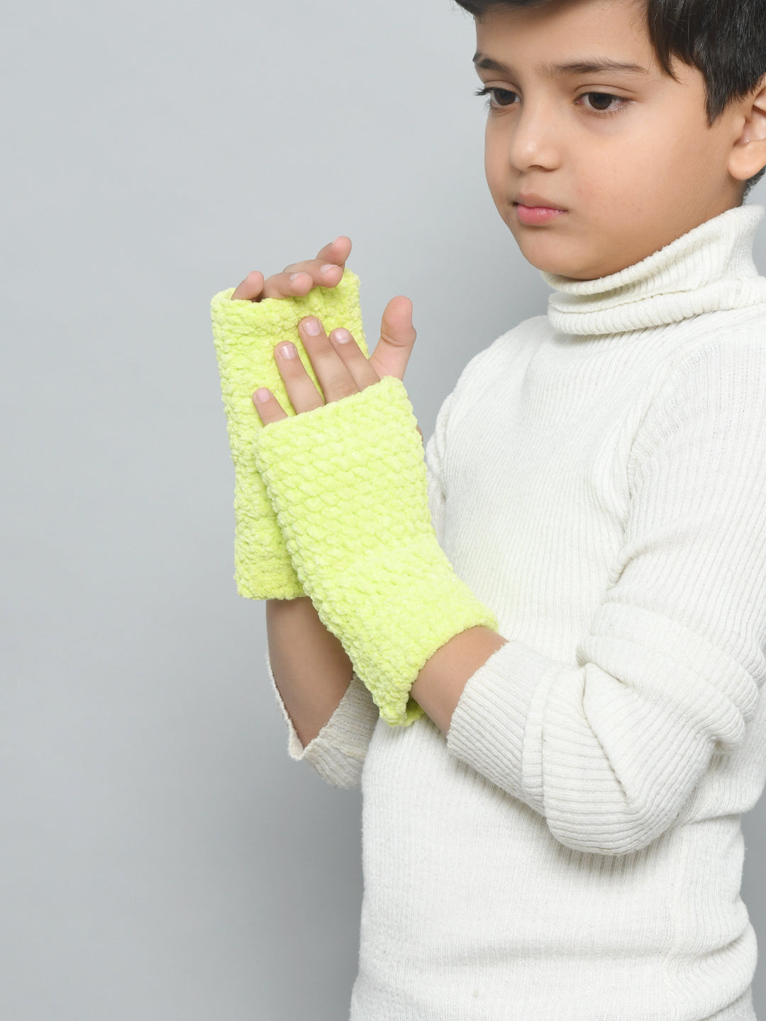 Green Handmade Woollen Bubble Fingerless Gloves  For Girls and Boys